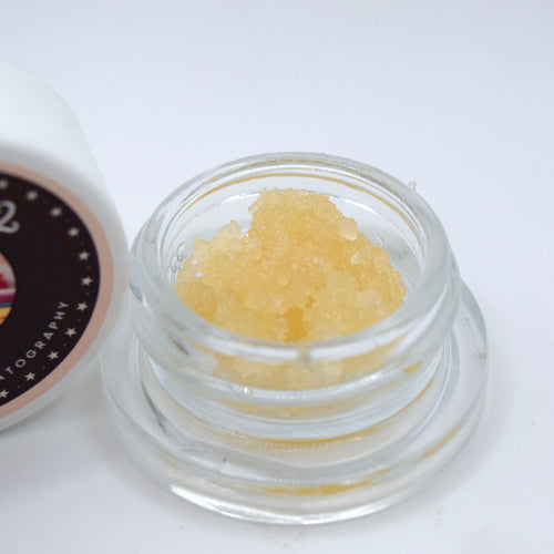 Glue 2 GG4 Second Fraction THCa Live Resin featuring a thicker full-spectrum consistency and classic sour diesel, pine, earth, and chem profile.