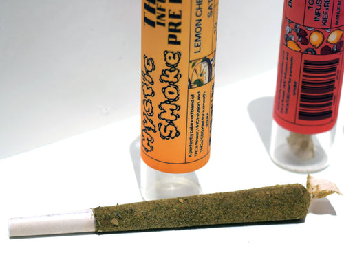 Bulk 20-pack of hand-rolled hand-painted 1g THCa Liquid Diamond King Cones available in mixed or single flavor assortments.