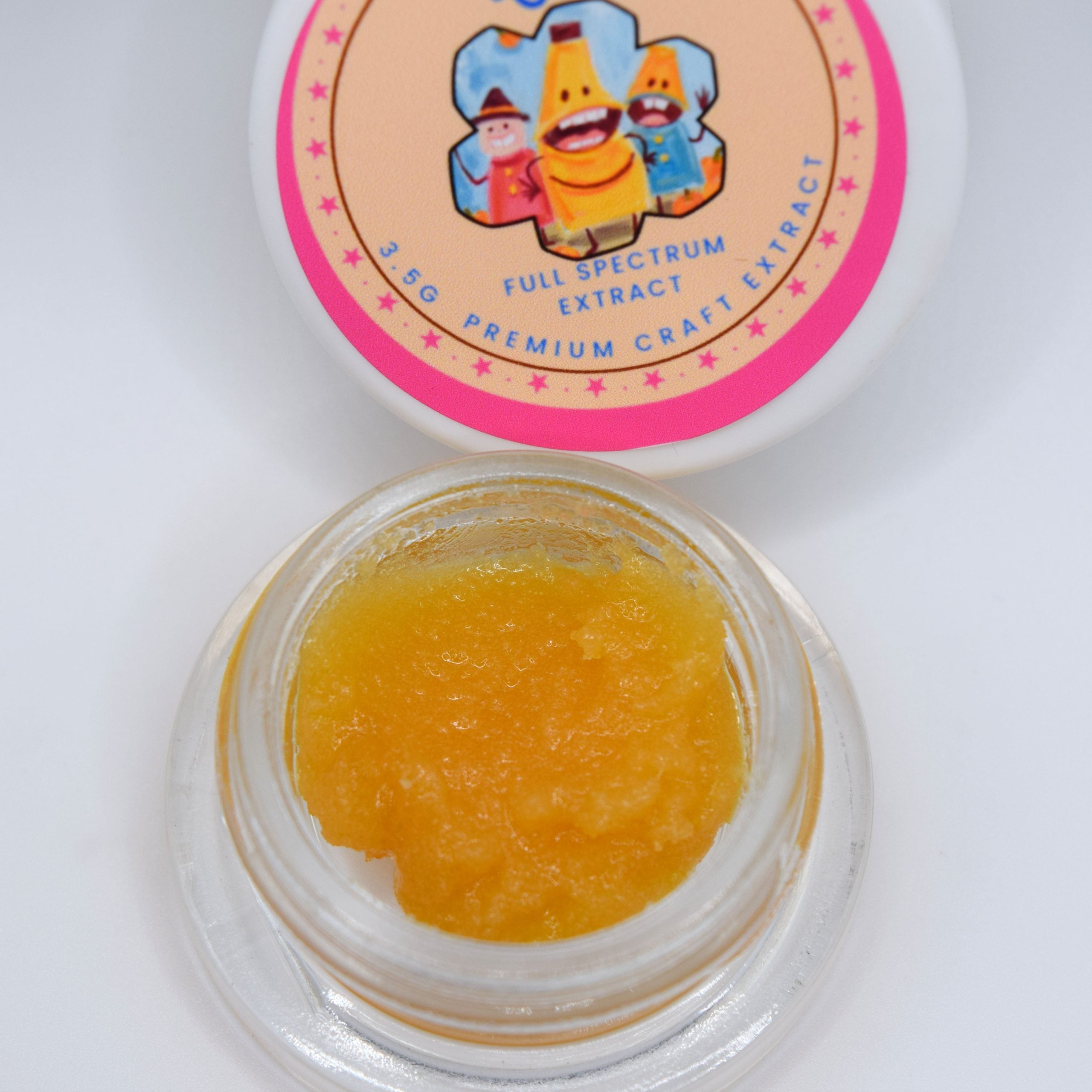 LFG live THCa sugar showing golden crystals with terpene-rich sauce and citrus dessert aroma profile.