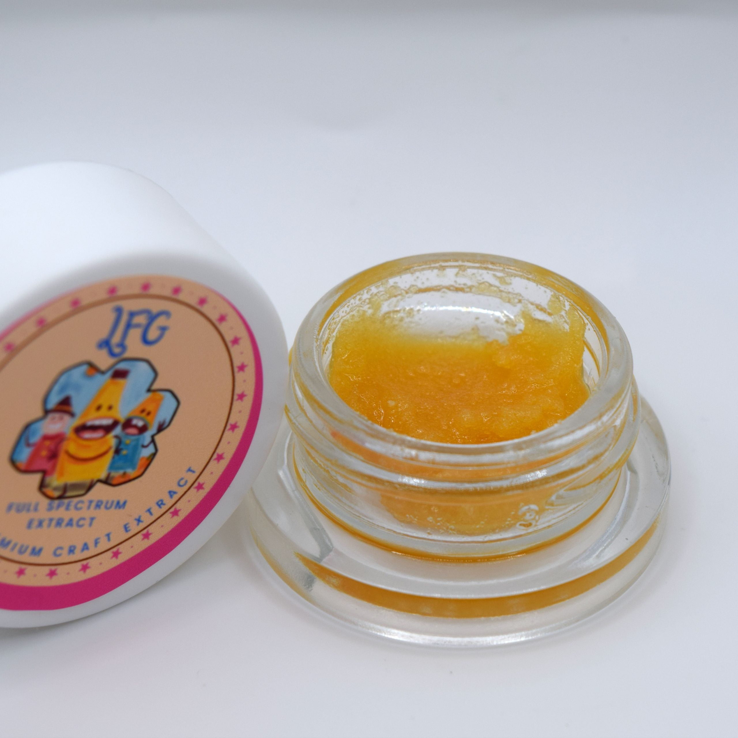 LFG live THCa sugar showing golden crystals with terpene-rich sauce and citrus dessert aroma profile.